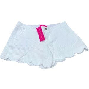NWT Lilly Pulitzer Buttercup Resort White Size 4 Shorts